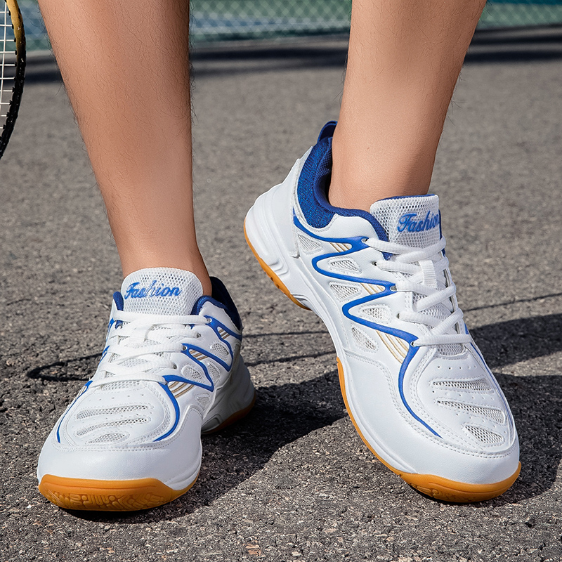 Novos Tênis Esportivos para Ho - Badminton Vector avaliação e preço